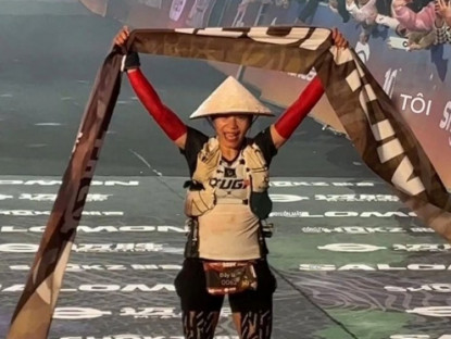 Thể thao - Hà Thị Hậu thắng cao thủ, vô địch đường chạy khắc nghiệt 105km tại Trung Quốc