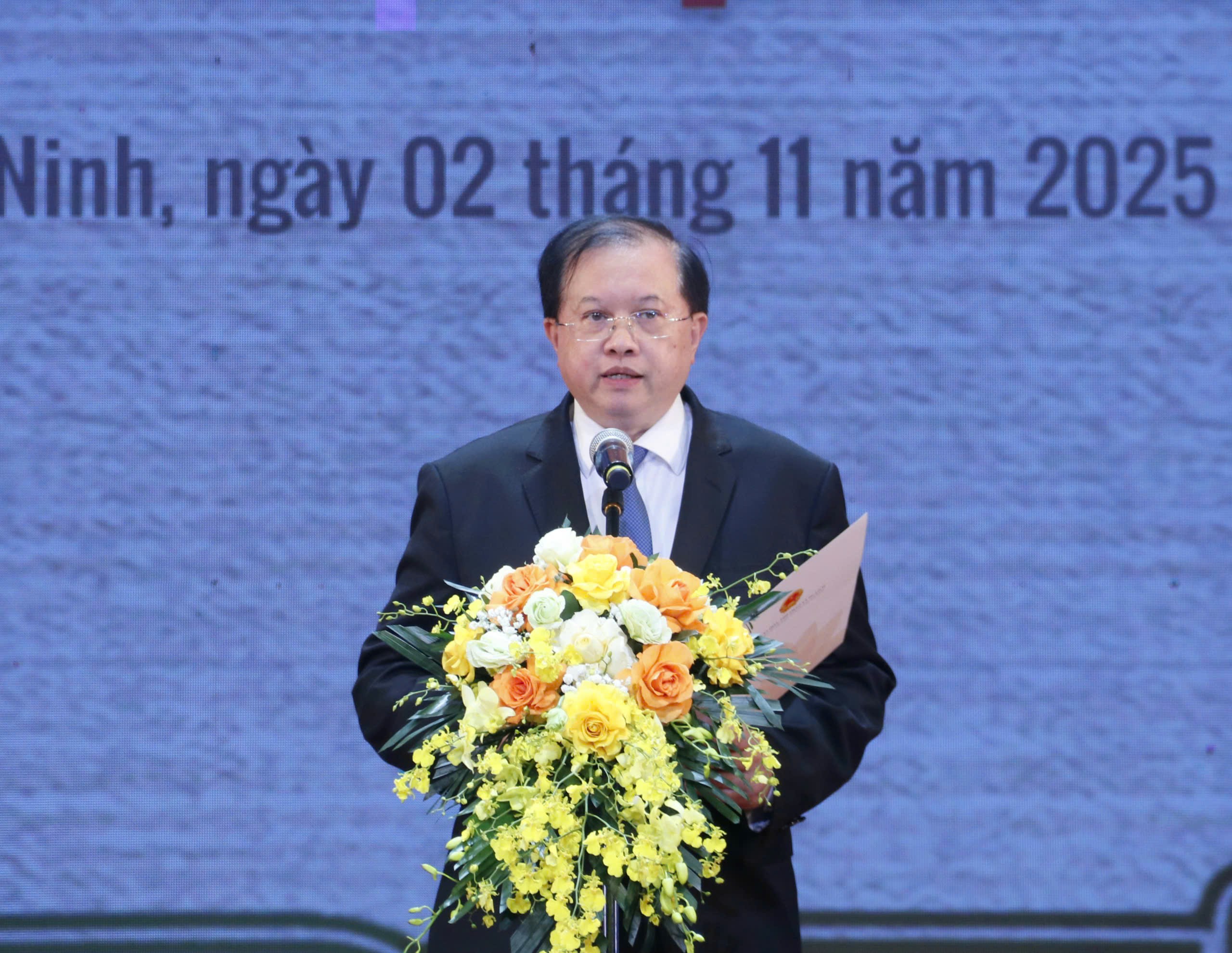 Tôn vinh những đóng góp trong công tác bảo tồn và phát huy giá trị nghệ thuật Chèo - 2