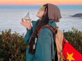 Săn mây ở đỉnh Lùng Cúng cao 2.913 m