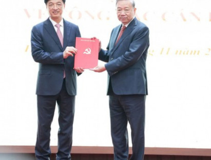 Tin Tức - Ông Nguyễn Duy Ngọc giữ chức Bí thư Thành ủy Hà Nội