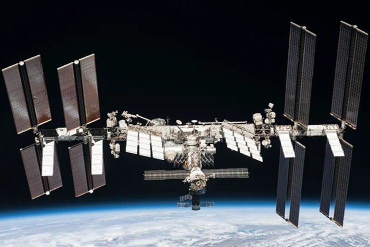 Trạm Vũ trụ Quốc tế thực sự lớn cỡ nào? - 1