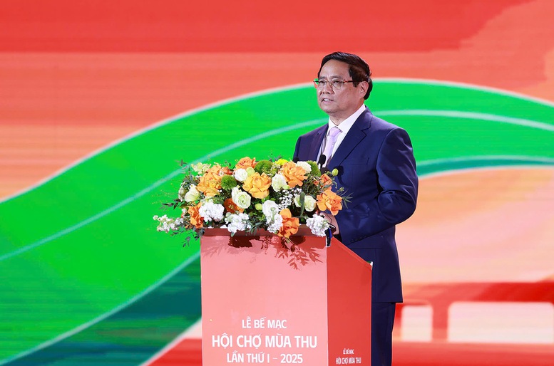 Thủ tướng: Hội chợ mùa Thu lần thứ nhất – 2025 đã trở thành lễ hội của công nghệ sáng tạo và văn hóa nghệ thuật - 4