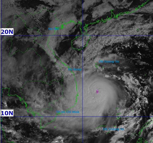Quá khủng khiếp, bão số 13 lên cấp 15 áp sát Quy Nhơn: Bộ KH&CN ra công điện "khẩn" - 1