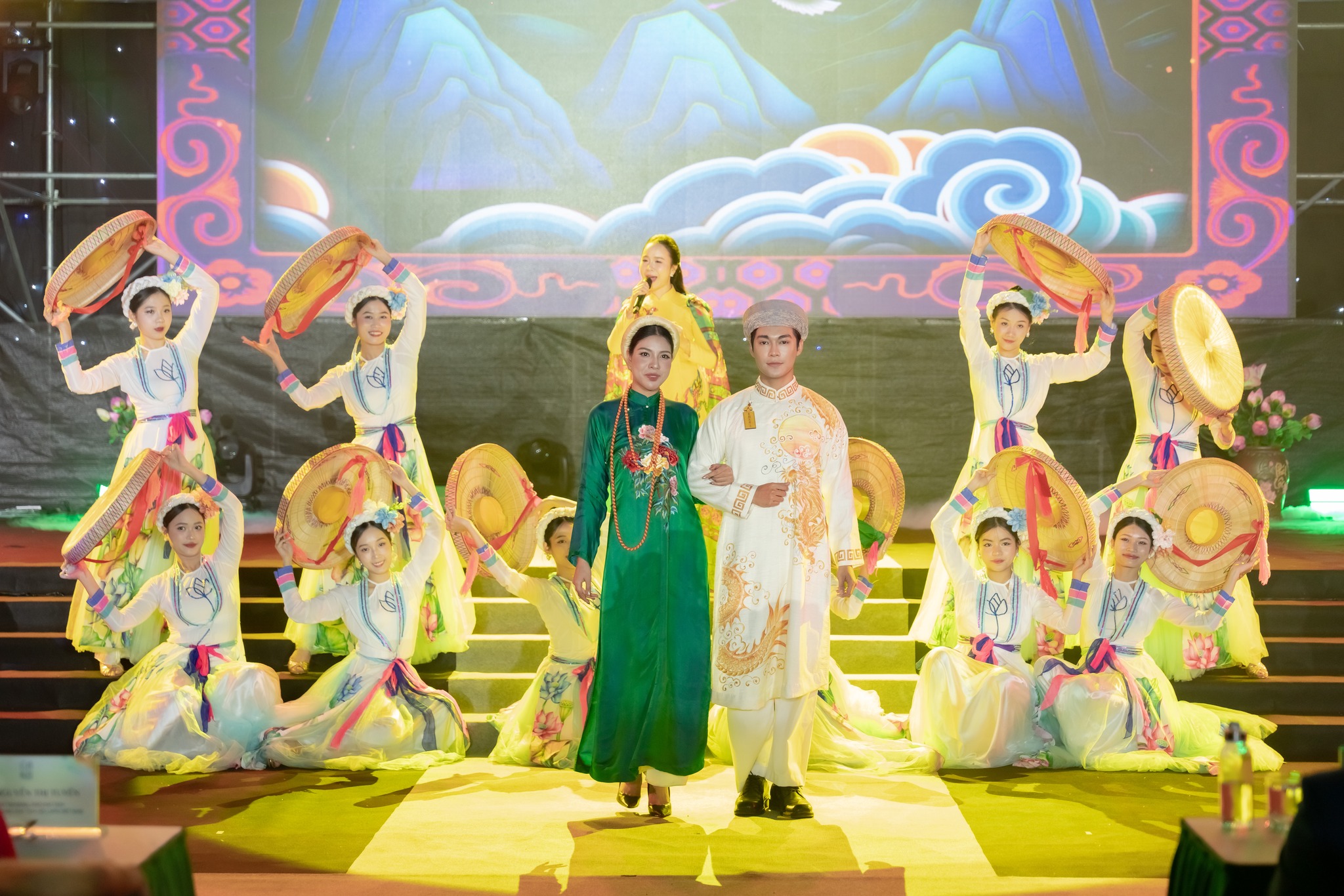 Lễ hội Áo dài Du lịch 2025: Khơi dậy niềm tự hào về tà áo dài Việt Nam - 2