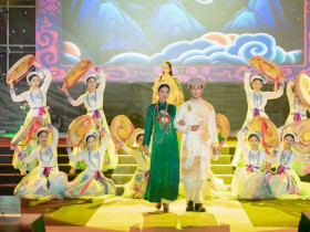 Lễ hội Áo dài Du lịch 2025: Khơi dậy niềm tự hào về tà áo dài Việt Nam