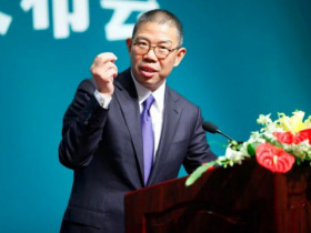 “Ông trùm” nước đóng chai là người giàu nhất Trung Quốc