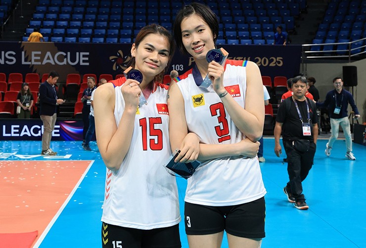 Người đẹp bóng chuyền Kim Thanh nhận mưa lời khen, Như Quỳnh được săn đón - 2