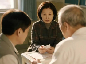 Nằm viện 20 ngày thì vợ cũ chăm 19 ngày, hôm xuất viện con trai đến đón nói câu khiến tôi chết lặng