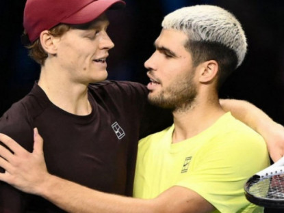 Thể thao - Giao bóng và các pha xử lý thiên tài giúp Sinner &quot;nhấn chìm&quot; Alcaraz ở ATP Finals