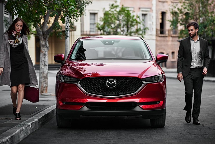 Vì sao màu đỏ của Mazda là một tác phẩm nghệ thuật nổi bật hơn đối thủ? - 1