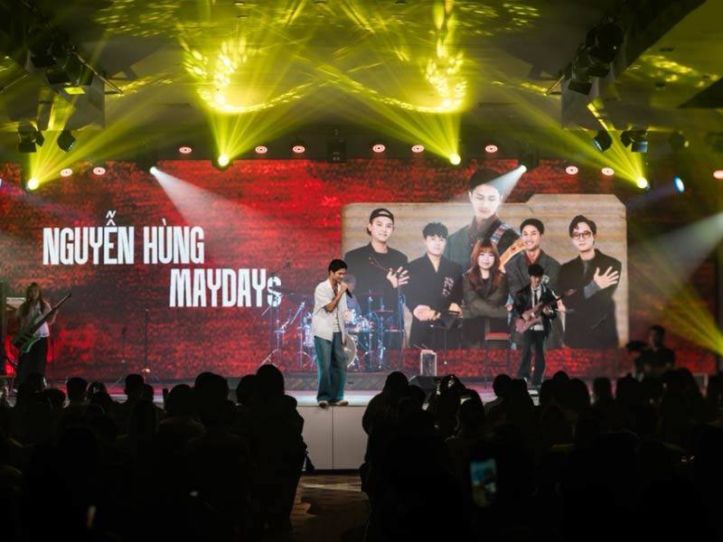 Nguyễn Hùng "Mưa đỏ" gặp fan Hà Nội trong một dịp đặc biệt - 3