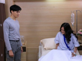 Sinh con cho chồng mới, thấy món quà chồng cũ tặng khi đến thăm, tôi xin anh nối lại tình xưa