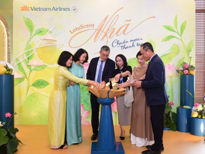 Thông tin doanh nghiệp - Vietnam Airlines “kể chuyện bằng hương sen” với hệ sinh thái mùi hương Nhã trên toàn hành trình bay