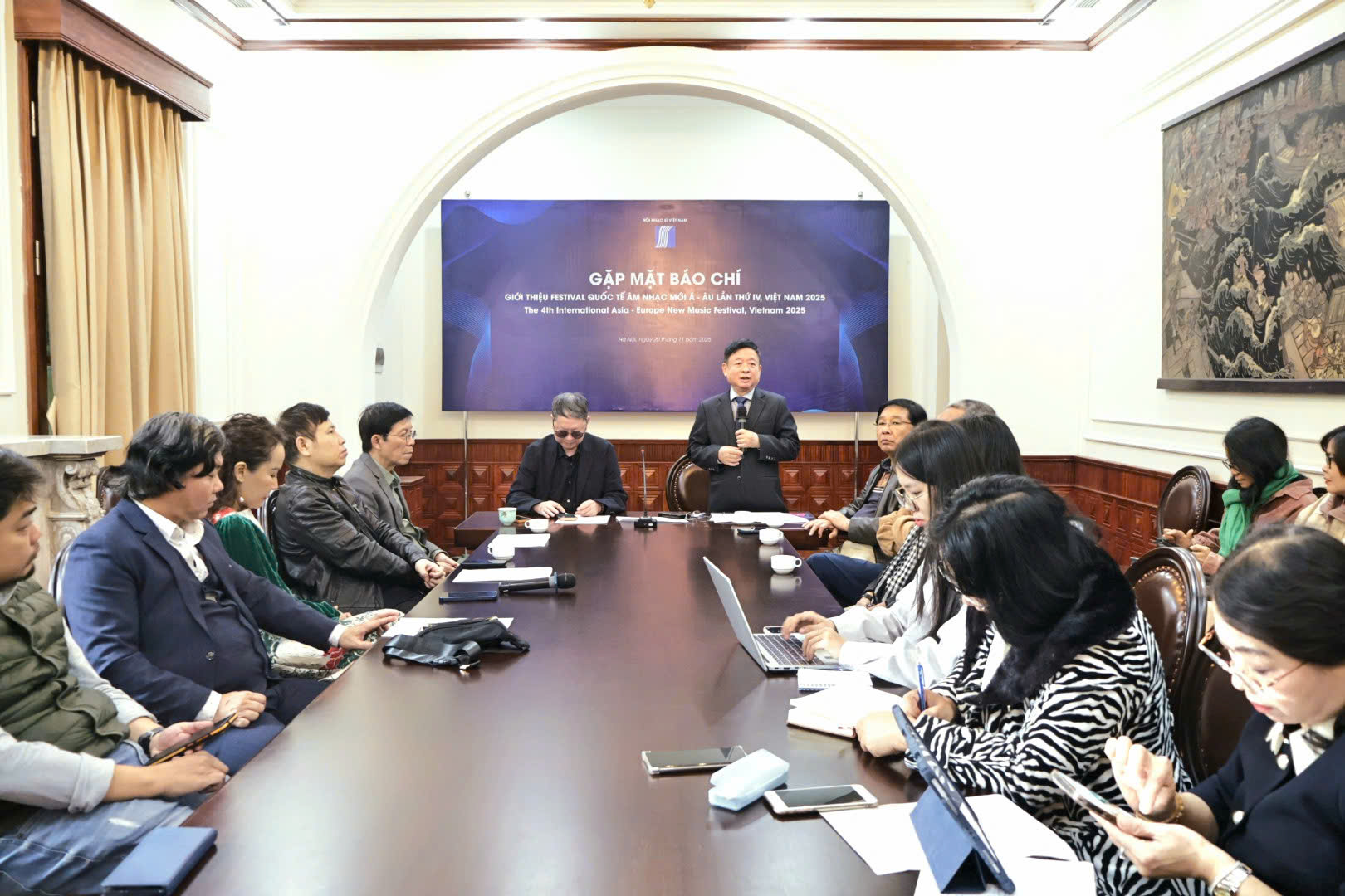 Nâng cao vị thế của nền âm nhạc chuyên nghiệp Việt Nam qua Festival quốc tế Âm nhạc Mới Á – Âu lần thứ IV - 1