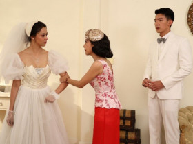 Bố dượng cho 100 triệu làm hồi môn, đám cưới một vị khách lạ đến tặng 1 tỷ, tôi quỳ khóc không thành tiếng