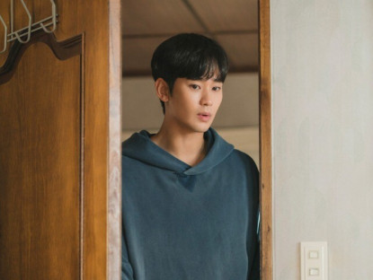 Gia đình - Vợ cũ cứ 2 ngày lại đến thăm con một lần, thấy cảnh sau cánh cửa tôi chết lặng