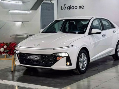 Công nghệ - Sedan Hàn đại hạ giá quyết chạy đua doanh số với xe Nhật