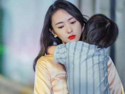 Gia đình - Đồng nghiệp đùa bảo tôi làm mẹ nuôi cho con cô ấy, tôi đồng ý rồi sững sờ khi thấy mặt thằng bé