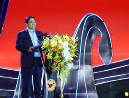 Tin Tức - Khai mạc Tuần Đại đoàn kết các dân tộc - Di sản Văn hóa Việt Nam: Đoàn kết một lòng – Hướng về Miền Trung