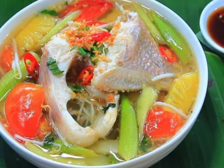 Nấu canh cá hay bị tanh, bếp trưởng tiết lộ: Chỉ cần làm theo bước này, canh thơm không tanh người khó tính cũng phải khen