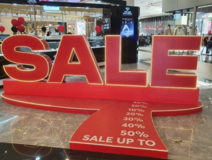 Kinh tế - &quot;Điểm mặt&quot; loạt cửa hàng tại Hà Nội giảm giá “siêu sốc” lên tới 90% dịp Black Friday 2025