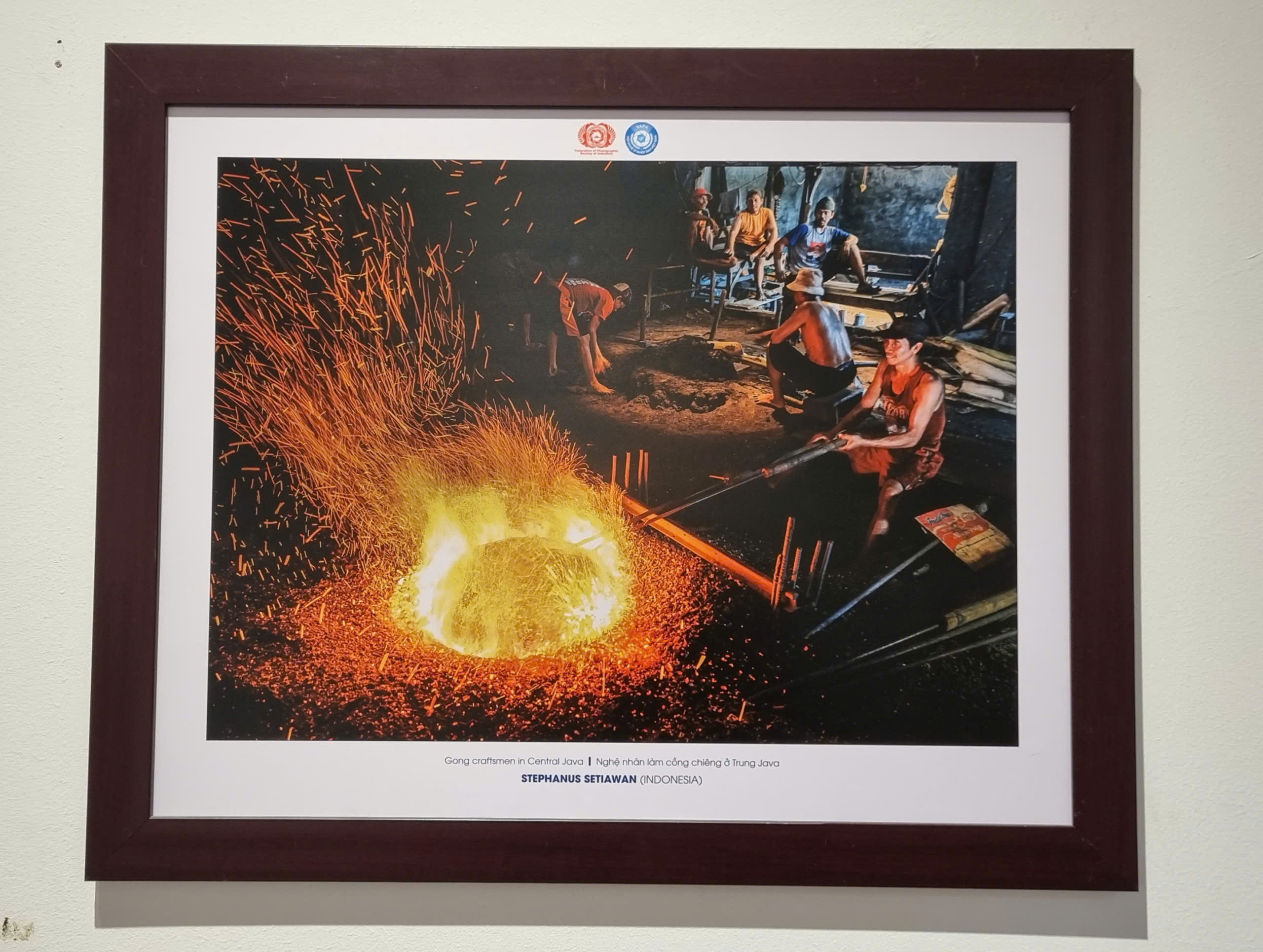 Thưởng lãm 140 ảnh nghệ thuật qua ống kính của các nghệ sĩ Việt Nam và Indonesia - 10