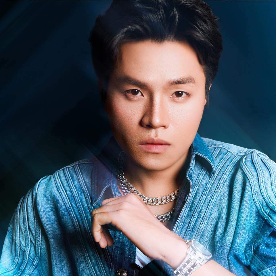 Gặp gỡ anh chàng "tẻn tẻn" trong Cách em 1 milimet - 2