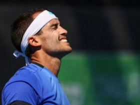 VĐV tai tiếng từng bị cấm 6 năm vì bán độ, còn 1 điểm nữa nhưng xin thua