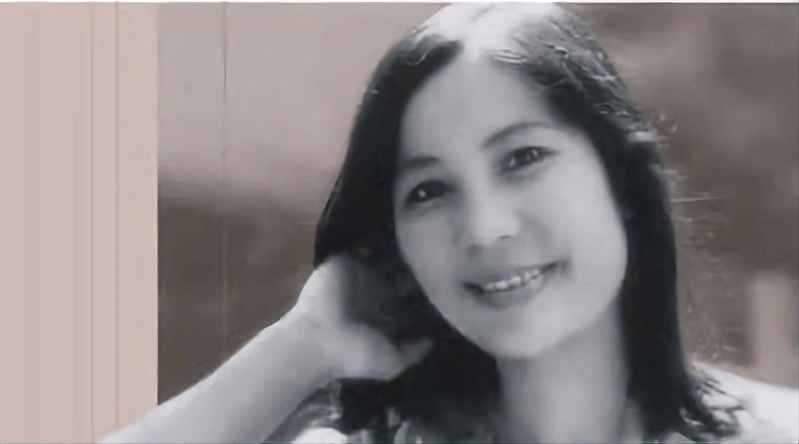 Lâm Thị Mỹ Dạ - “Hồn đầy hoa cúc dại” - 1