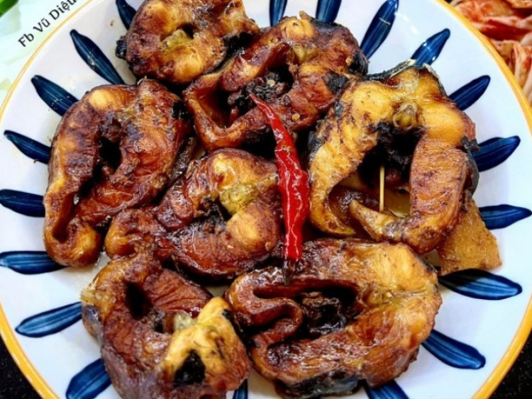 Muốn kho cá ngon nhất định phải có nguyên liệu rẻ tiền này