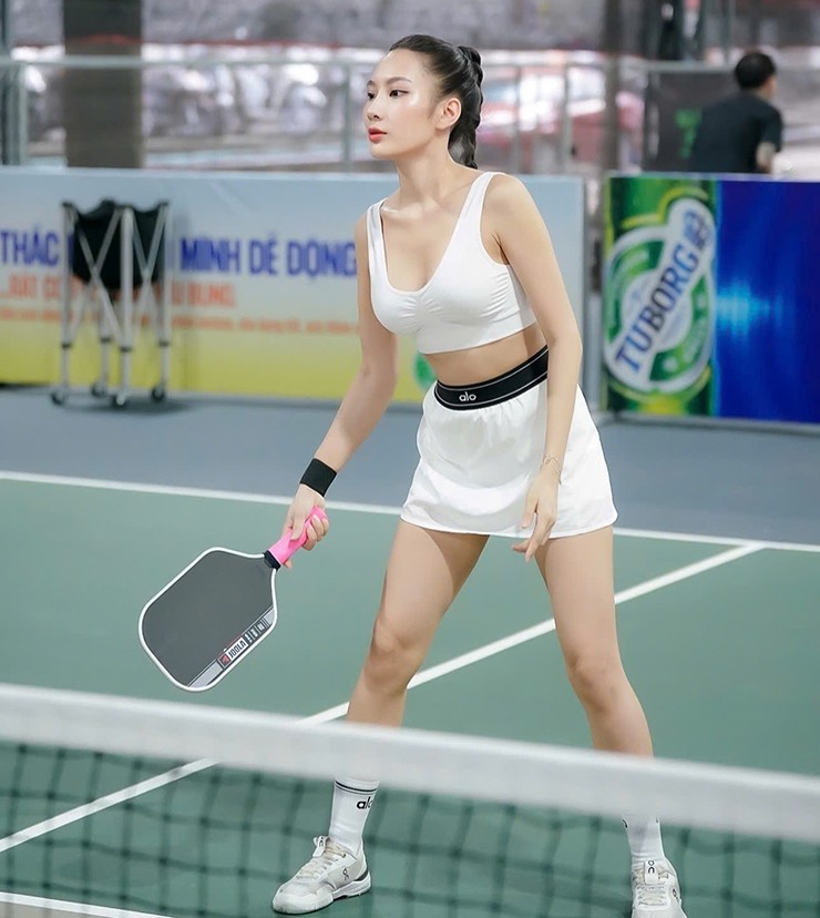 Tranh cãi chơi pickleball lúc nửa đêm, dàn mỹ nhân kể trải nghiệm đáng nhớ - 4