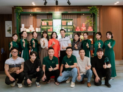 Thông tin doanh nghiệp - Hồng Trà Như Ý: Hành trình 10 năm xây dựng thương hiệu trà Việt theo chuẩn hiện đại - bản địa