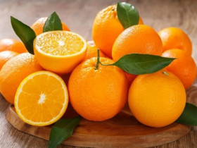 Mua cam, nhìn vào chỗ này, thấy càng to chứng tỏ càng ngọt, mua ngay kiểu hết