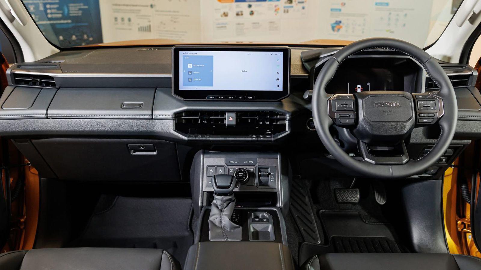 Đại lý Toyota tại Việt Nam nhận cọc dòng xe Hilux mới - 3