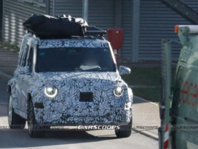 Mercedes-Benz G-Class mini chạy thử trên đường phố