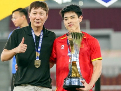 Thể thao - Dàn sao hot nhất SEA Games 33: Đình Bắc đua tài thần đồng Thái Lan