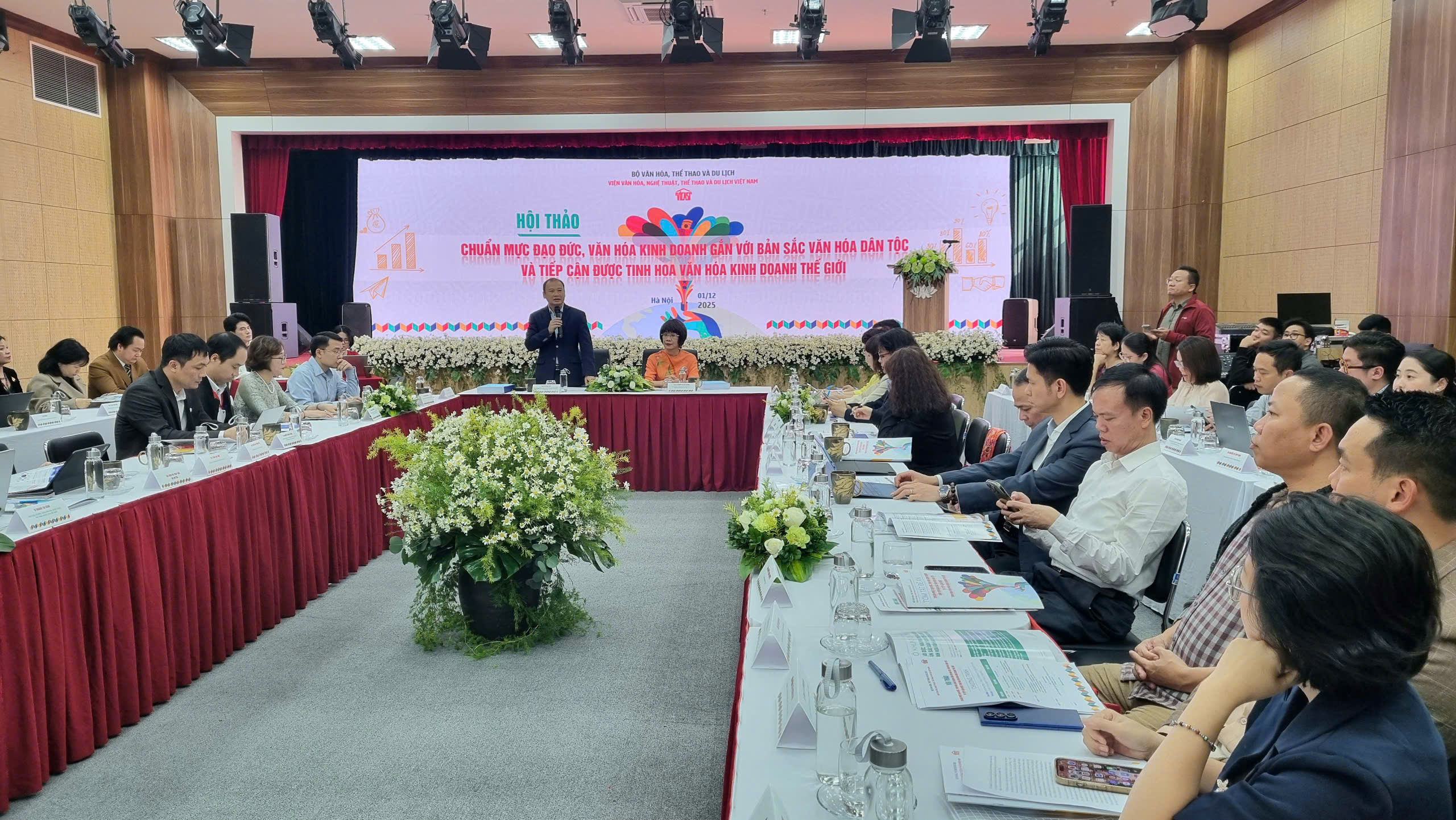 Đi tìm giải pháp hoàn thiện chuẩn mực đạo đức văn hóa kinh doanh Việt Nam trong kỷ nguyên mới - 1