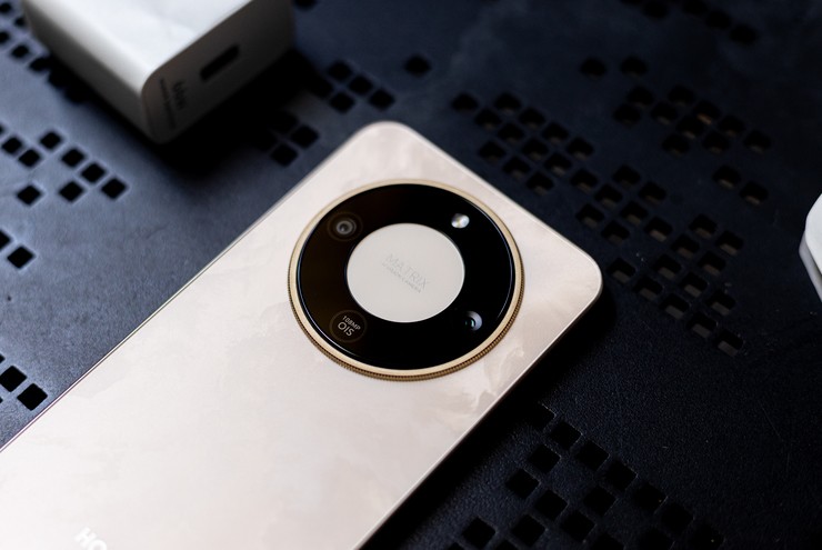 Honor chuẩn bị tung smartphone X9d pin "khủng" 8.300mAh, giá là ẩn số - 1