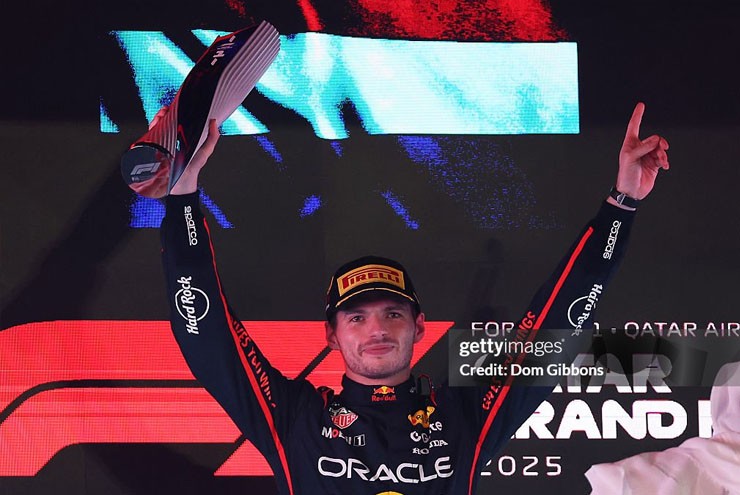 Đua xe F1, Qatar GP: Verstappen thắng lớn, chờ cuộc chiến "tam mã" đoạt ngôi vương 2025 - 1