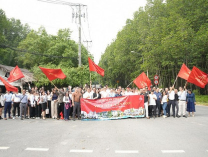 Thông tin doanh nghiệp - Five Star Property tổ chức tham quan và đào tạo dự án Vinhomes Green Paradise Cần Giờ