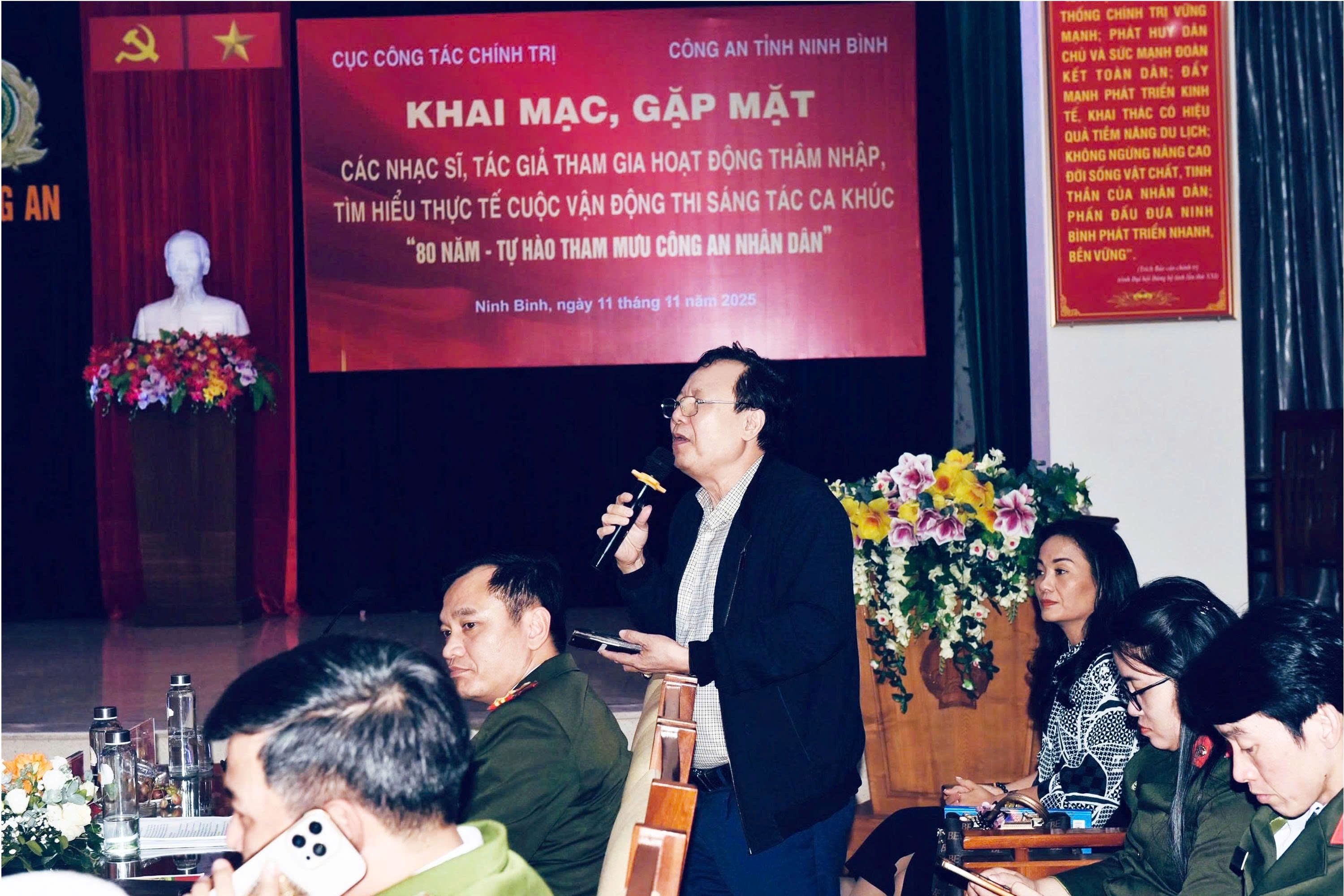 Dấu chân lặng thầm – Khúc ca tôn vinh người chiến sĩ tham mưu công an nhân dân - 3