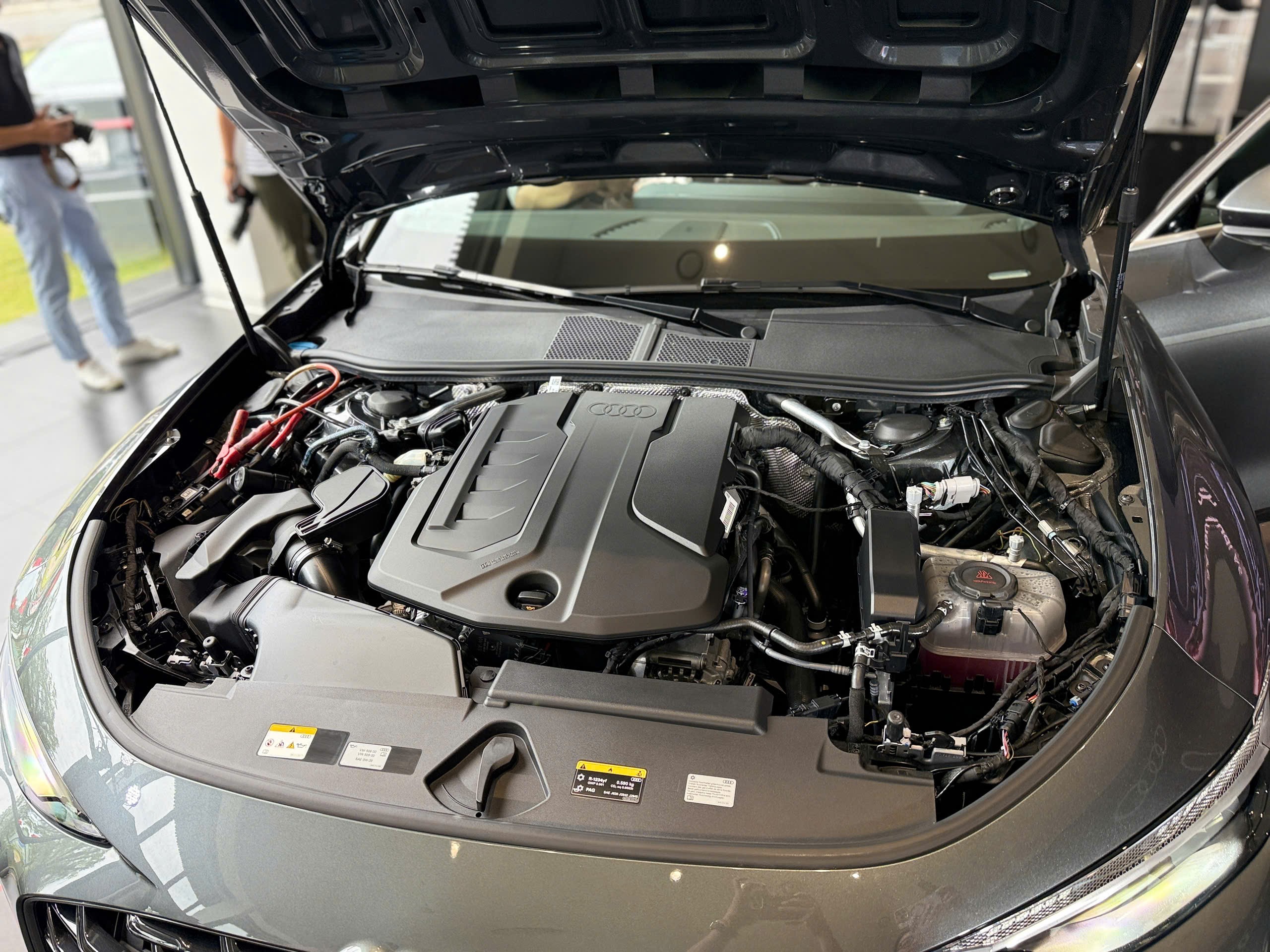 Audi A6 thế hệ mới tại Việt Nam có giá từ 2,799 tỷ đồng - 8