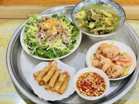 Những bữa cơm nhà giản dị khiến mỗi người cảm thấy ấm lòng khi đông về