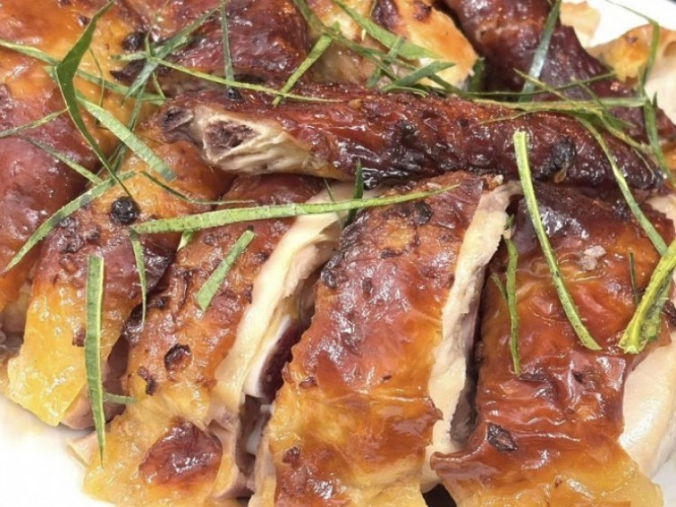 Gà nướng với thứ này đặc biệt thơm ngon, càng ăn càng cuốn