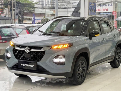 Giao thông - Giá xe Suzuki Fronx &quot;tạo đáy&quot; mới, giảm sâu tới 60 triệu đồng