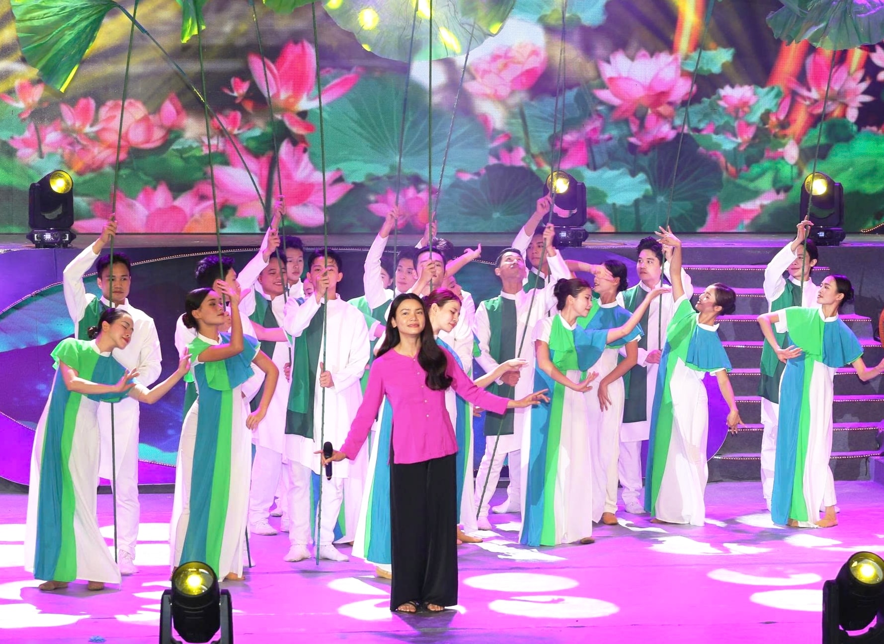 Chương trình “Đỗ Nhuận - Âm thanh cuộc đời”: Tôn vinh di sản âm nhạc của người nghệ sĩ tài hoa - 7