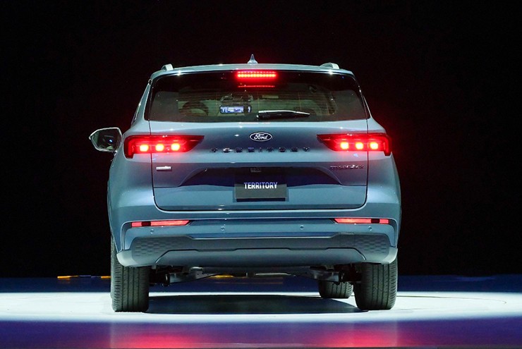 Ford Territory thăng hoa nhờ bản nâng cấp, đe dọa ngôi vương Mazda CX-5 - 3