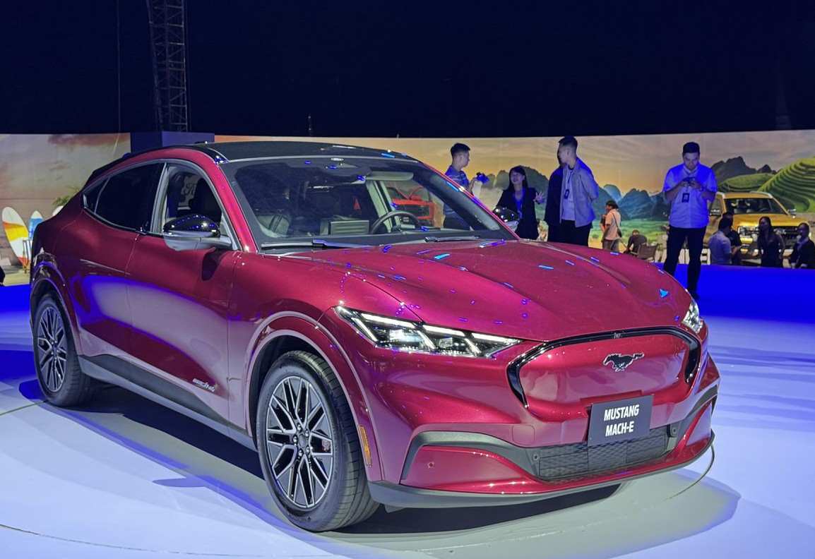 Ford Mustang Mach E bị triệu hồi tại việt Nam vì lỗi phần mềm - 1