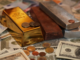 Bạc và đồng vượt vàng: Vì sao hai kim loại này trở thành “cơn sốt” mới của giới đầu tư toàn cầu?