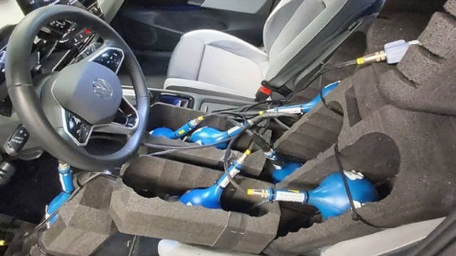 ADAC chứng minh bức xạ điện tử trên xe điện an toàn - 2